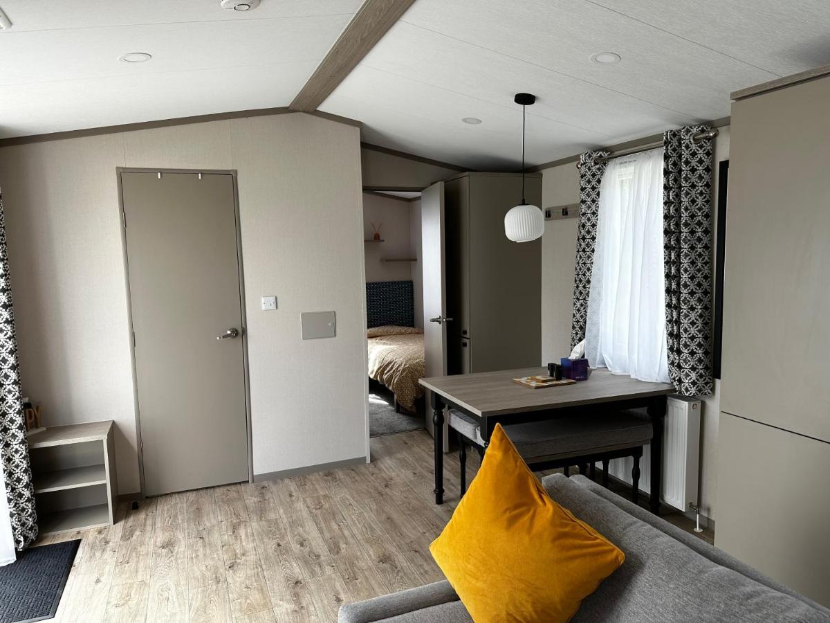 Fairway 6 Lilliardsedge Caravan Hire Jedburgh Bagian luar foto